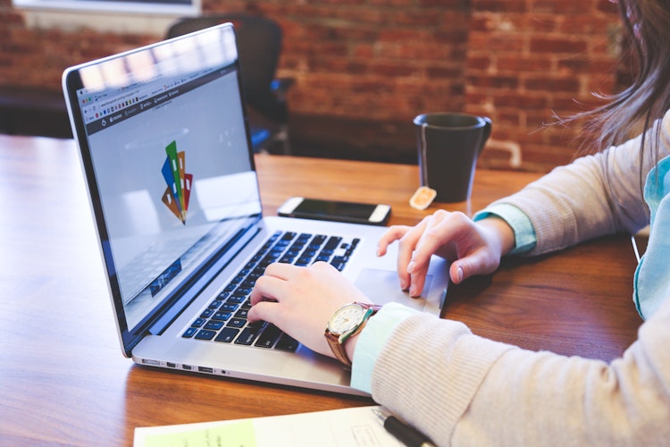 How to Write a Graphic Design Cover Letter