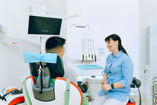 How to Write a Dental Assistant Cover Letter