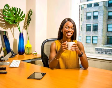 How to Write a Receptionist Resume