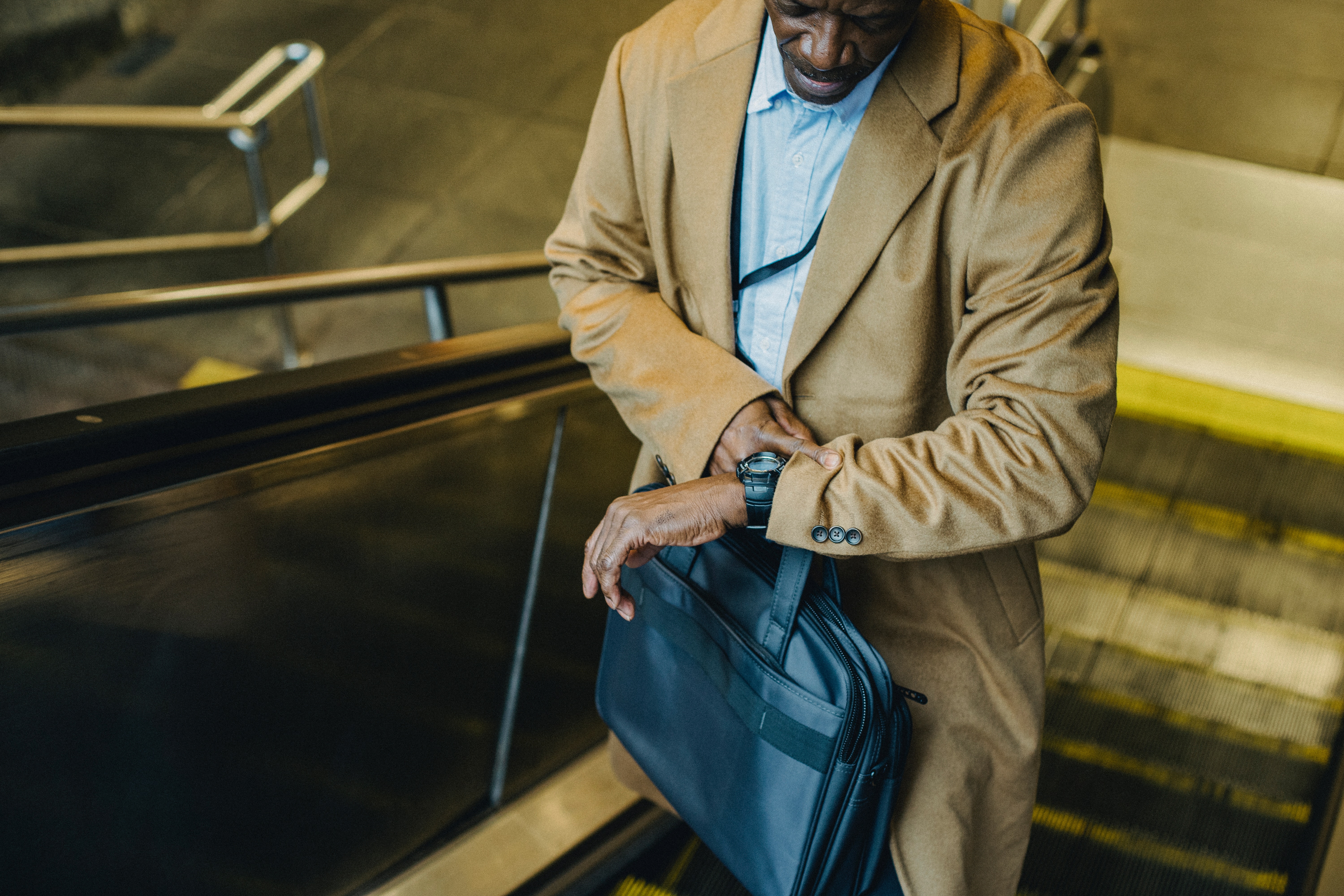 Hourly to annual shop salary calculator