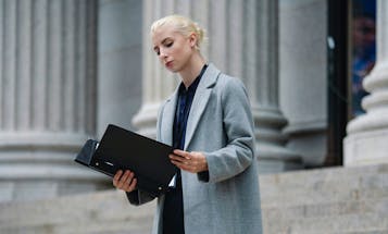 Paralegal vs Legal Assistant