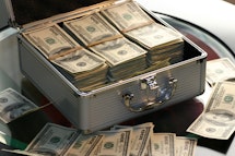 Ways to Earn a 6 figure salary in 2025