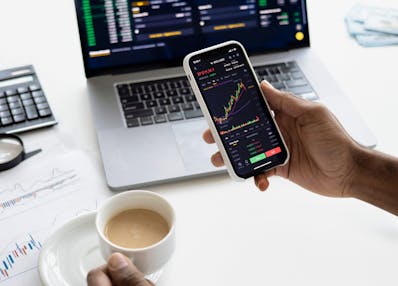 Best 10 Options Brokers in the UK ({MONTH} 2025)