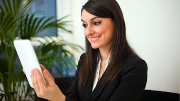 (PwC) ‘Career Unlocked’ - 2023 Guide