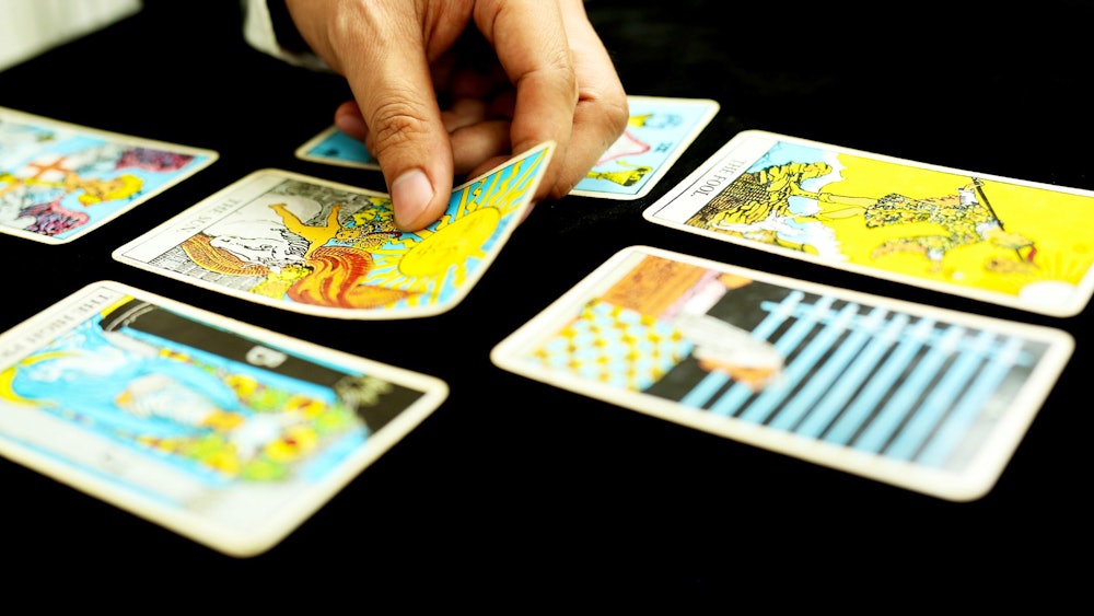 Cách sử dụng Tarot để dự đoán sự nghiệp của bạn