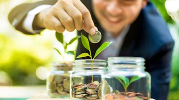 10 Best Reasons to Invest in 2025