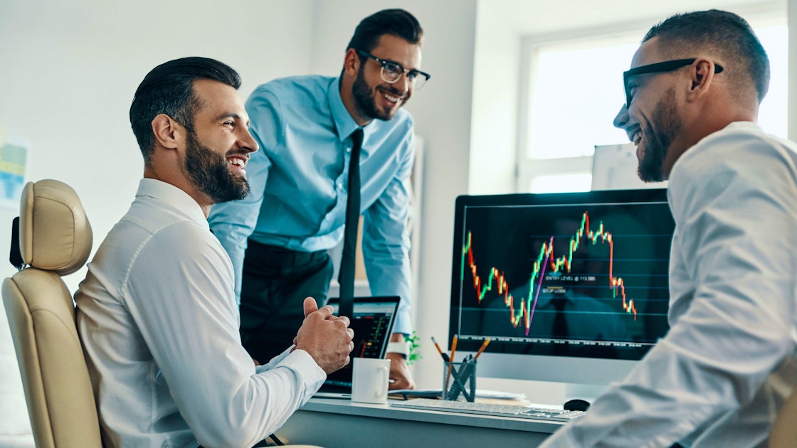 What Is Social Copy Trading? A Guide