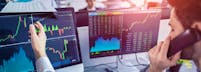 Best 10 Stock Brokers in Canada (2023 Review)