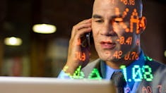 Best Binary Options Brokers: US vs UK (2025)