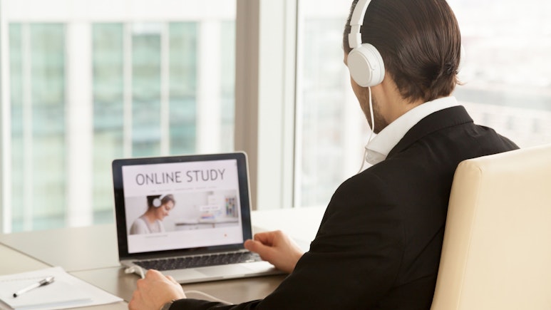 7 Best Online FINRA Series 7 Test Prep Courses