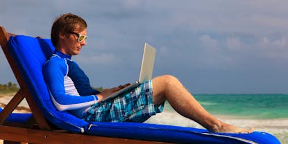 How to Become a Digital Nomad
