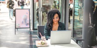 How to Make Money Blogging Online in 2023