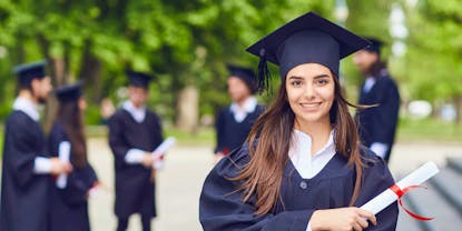Latin Honors: How to List Cum Laude on a Resume