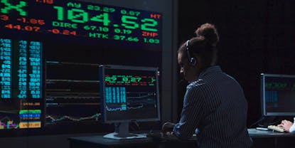 11 Best Brokers for Short Selling in {MONTH} 2025