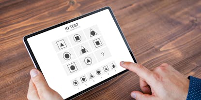 IQ Scales (2025 Review)