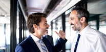 10 Tips for Maintaining a Positive Attitude in the Workplace