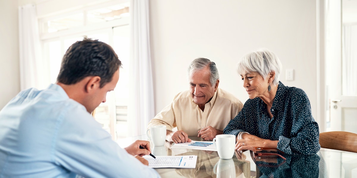 Best Pension Companies in UK Review & Guide (2024)