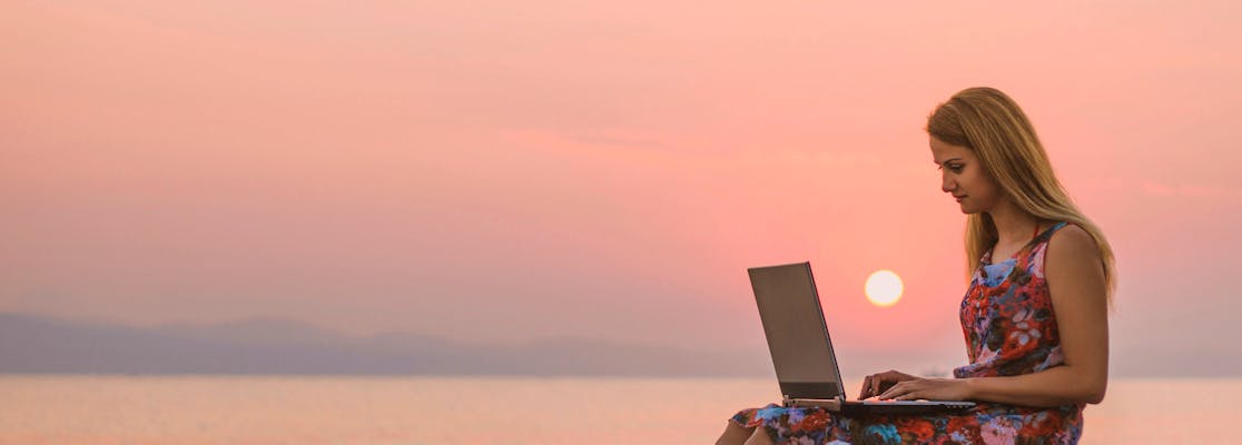 How to Write Out-of-Office Messages for Any Situation