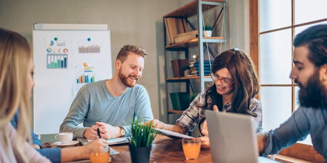 21 Interpersonal Skills Examples Employers Look For in {YEAR}