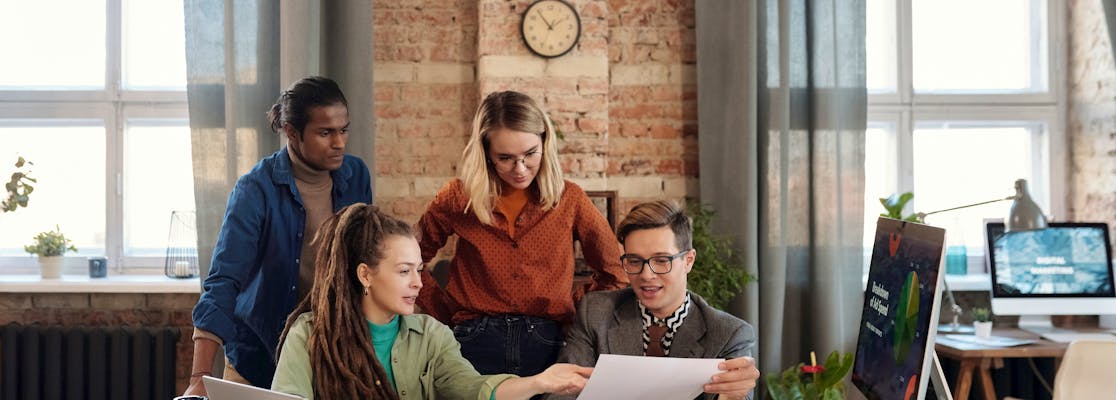 How Many Jobs Are Available in Business Services? – {YEAR}