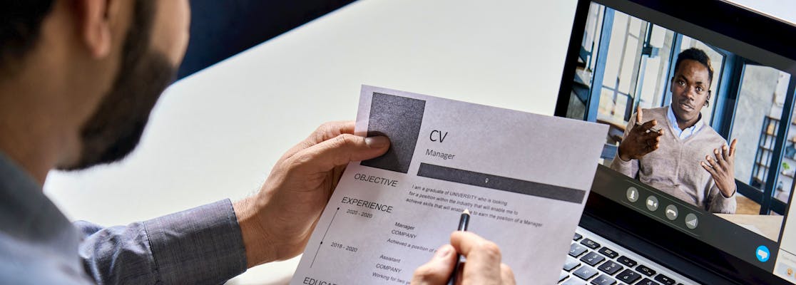 How to Write the Best Personal Statement For a CV {YEAR}