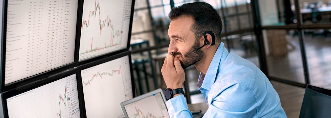 eToro Order vs Trade – What's the Difference?