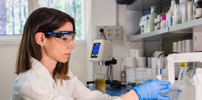 How Many Jobs Are Available in Major and Speciality Chemicals? – 2025 Career Outlook