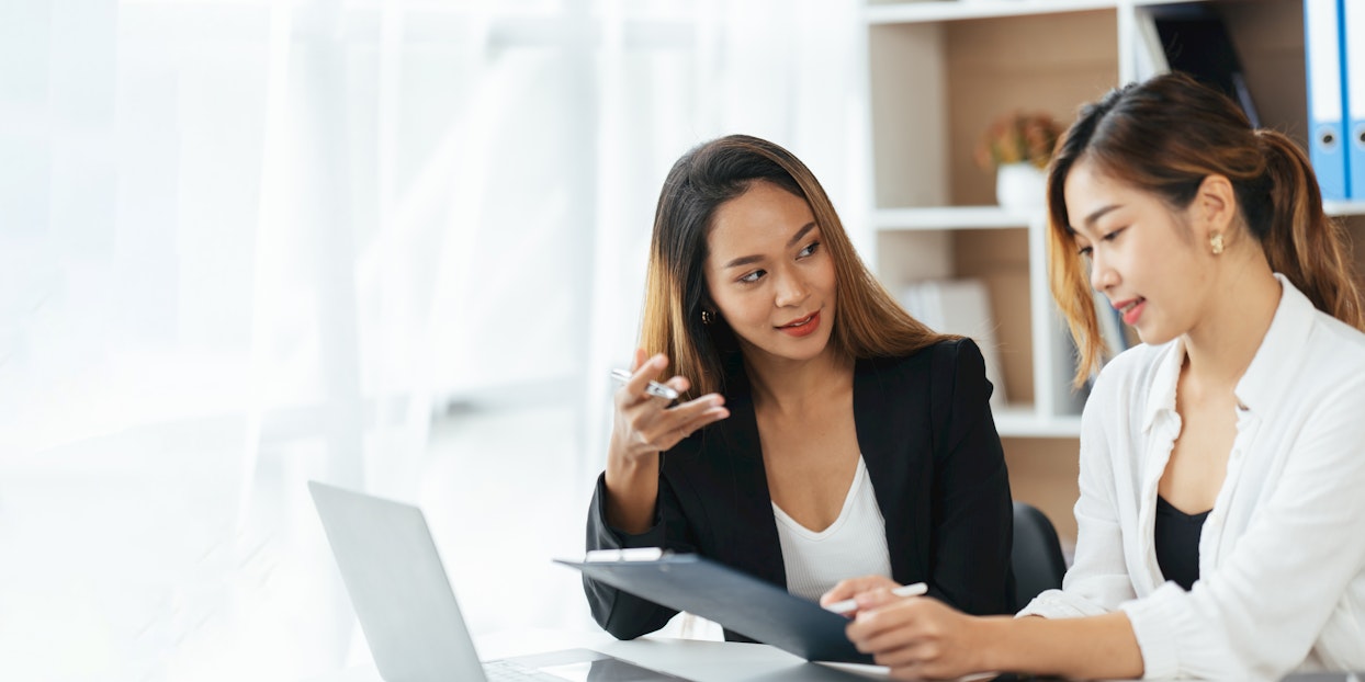 NHS Graduate Management Training Scheme (2024 Guide)