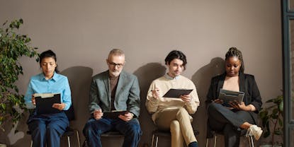 How to Write a CV With No Experience – 2025 Guide + Examples