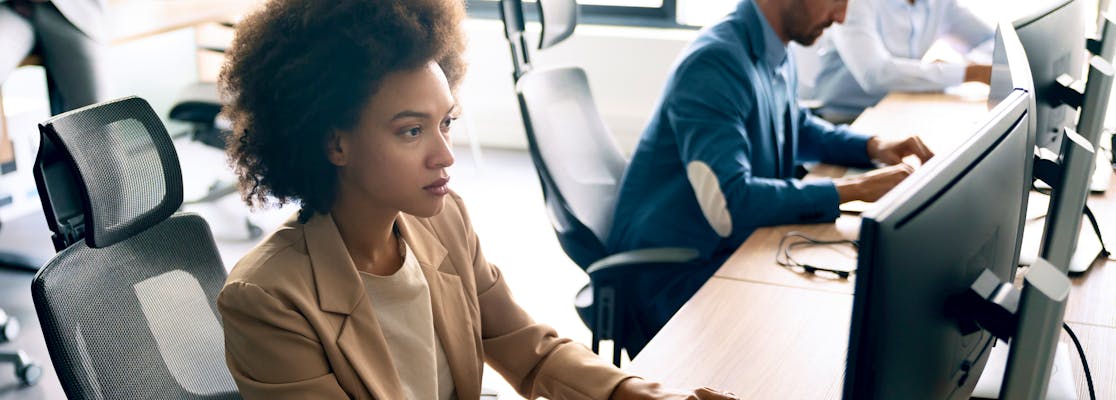 How to Apply For an Intel Internship – Ultimate Guide for {YEAR}