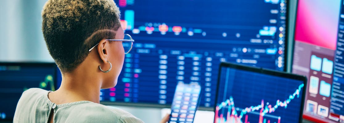 10 Best Dividend Stocks Worth Buying in 2025