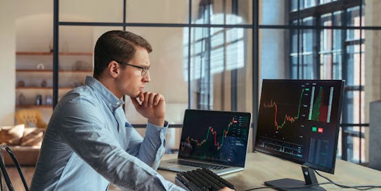 5 Best Stablecoins to Buy in {YEAR} – Safe and Reliable