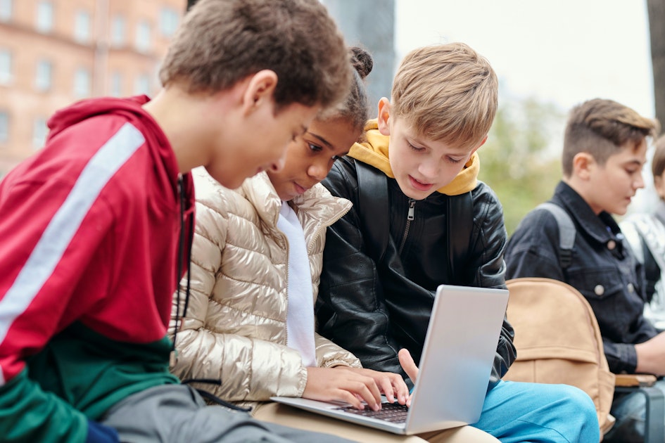 Texas 7th Grade STAAR Test (2024 Study Guide)