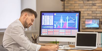 7 Best Dividend Stocks to Buy Now in 2025: High-Yield at Decent Valuation