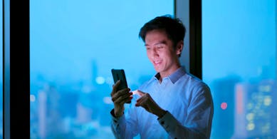 10 Best Growth ETFs to Buy Right Now in 2025 For Long-Term Investing