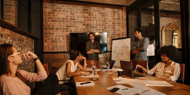 Combating Workplace Social Loafing: 7 Strategies to Boost Team Productivity and Engagement