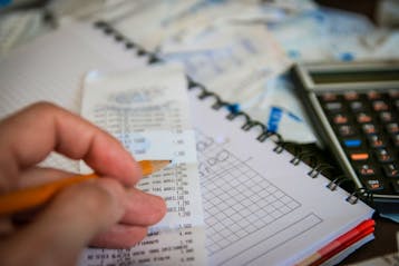 How to Efficiently Manage Employee Expenses With Wallester Business: A Complete Guide