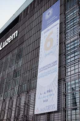 West facade banner on the facade of the KKL Luzern
