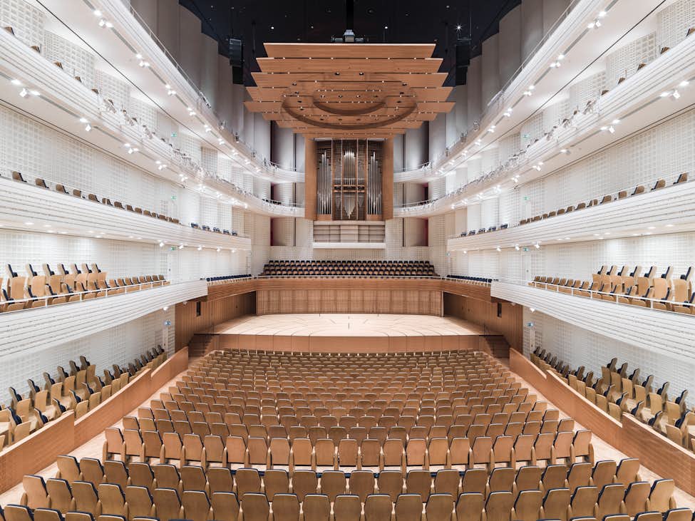 Der Konzertsaal im KKL Luzern bietet Platz für bis zu 1989 Gäste.