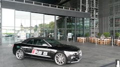 Sponsor Appearance with Car in Front of the Entrance of the KKL Luzern