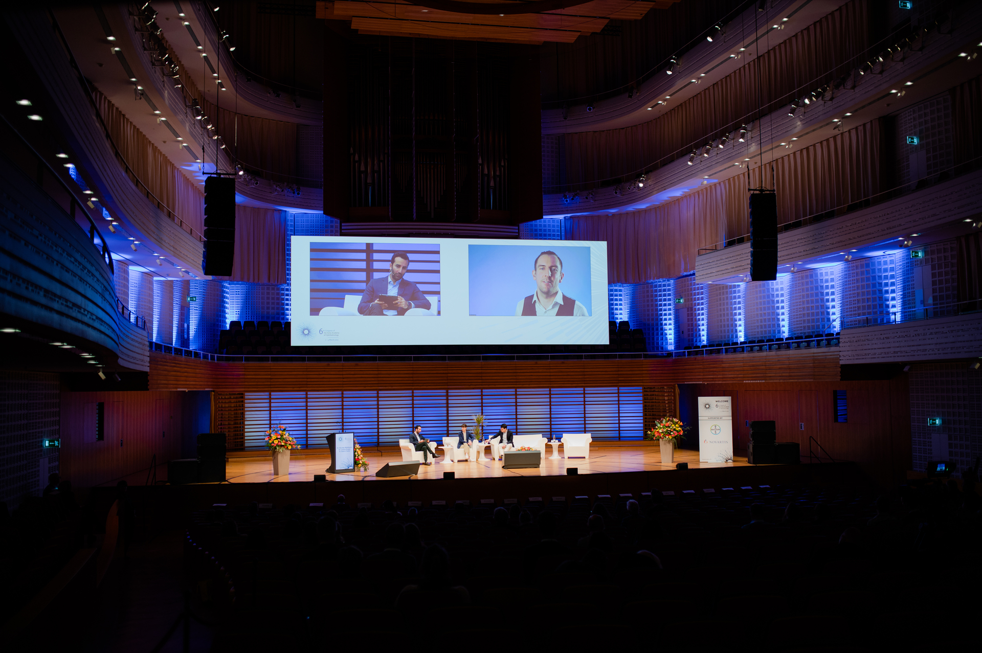 Medzinkongress Plenum im Konzertsaal des KKL Luzern