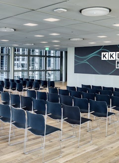 Row Seating with LED Wall in the Deuxième at the KKL Lucerne