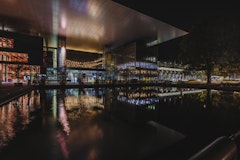 Exterior view of the KKL Luzern at night
