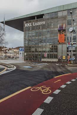 There is a parking garage directly under the KKL Luzern.
