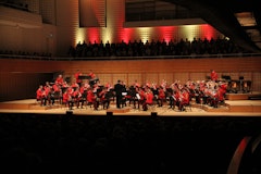 Die goldene Marschparade im KKL Luzern ©Obrasso Concerts