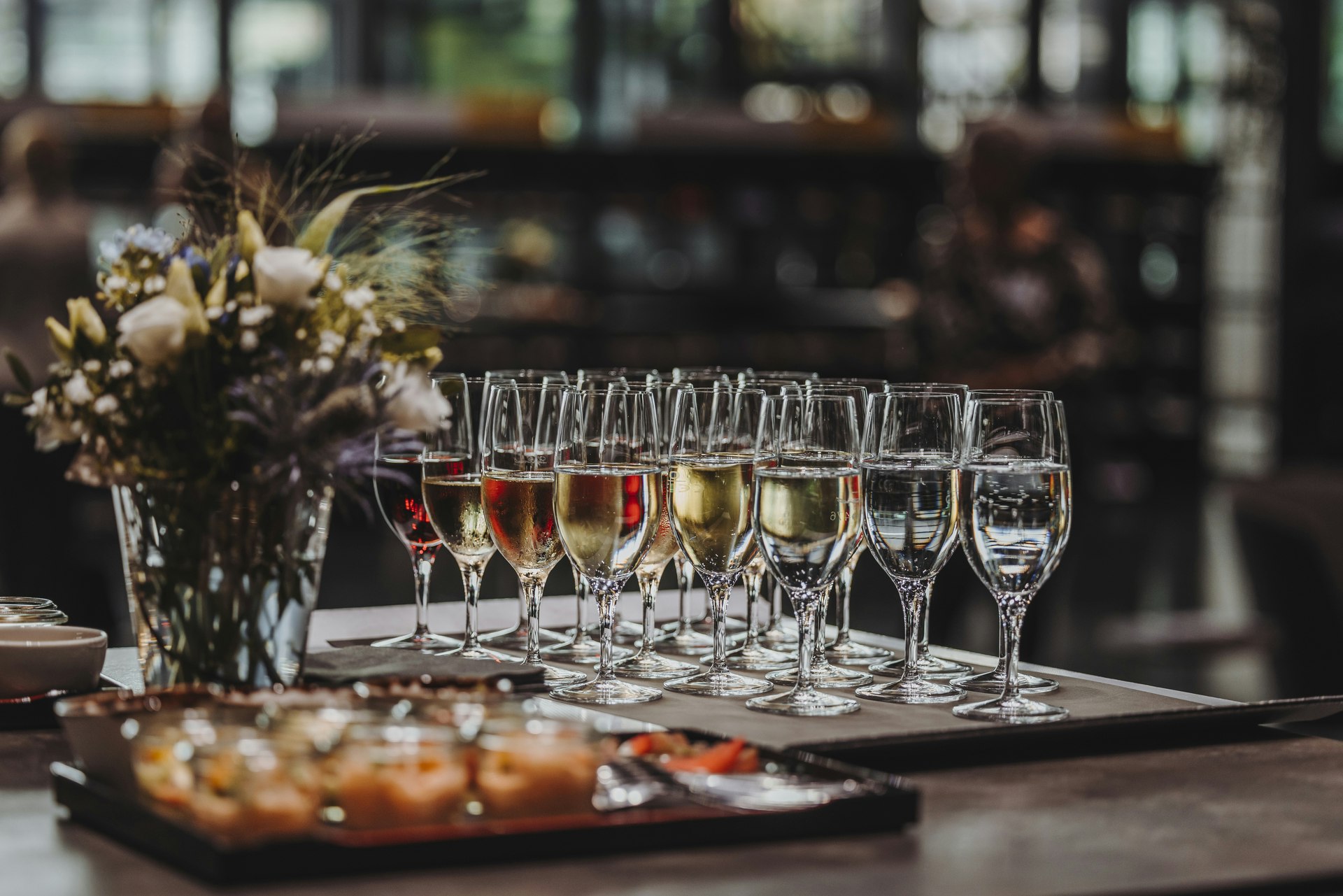 Event Catering Apéro Häppchen und Getränke  im KKL Luzern