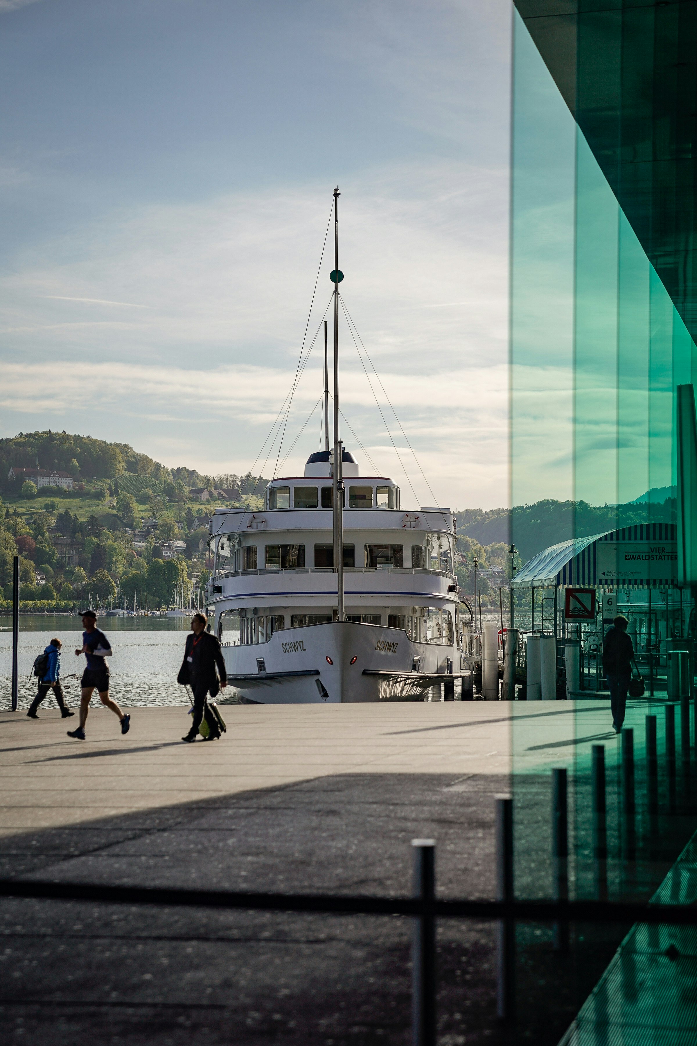 Schiff-Landesteg am Europaplatz vor dem KKL Luzern