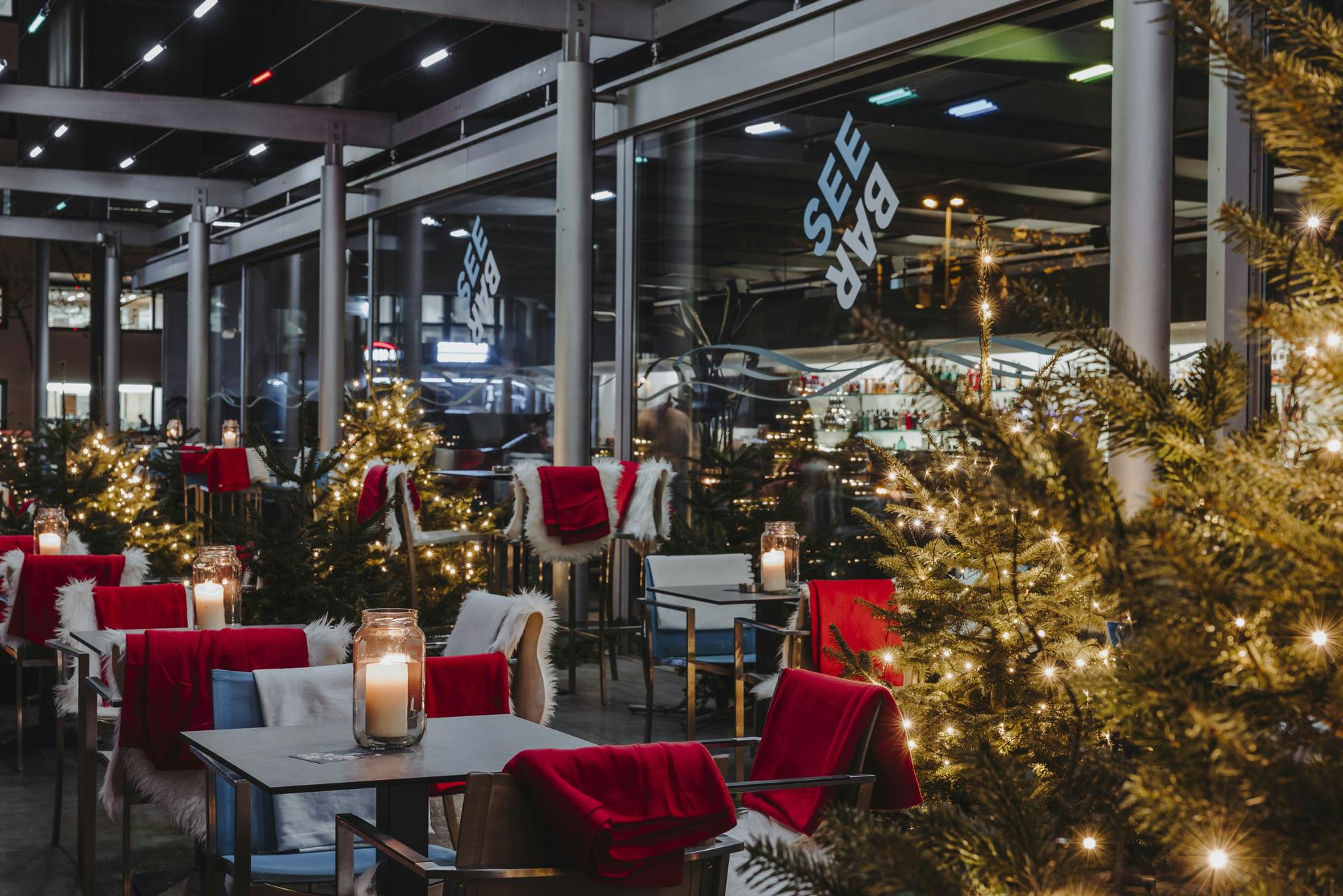 Seebar during Advent season at KKL Luzern