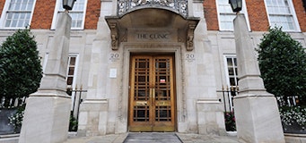 Entrance to The London Clinic