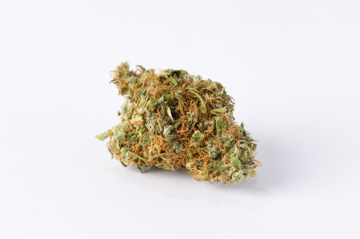 medical cannabis, teeth and dentistry